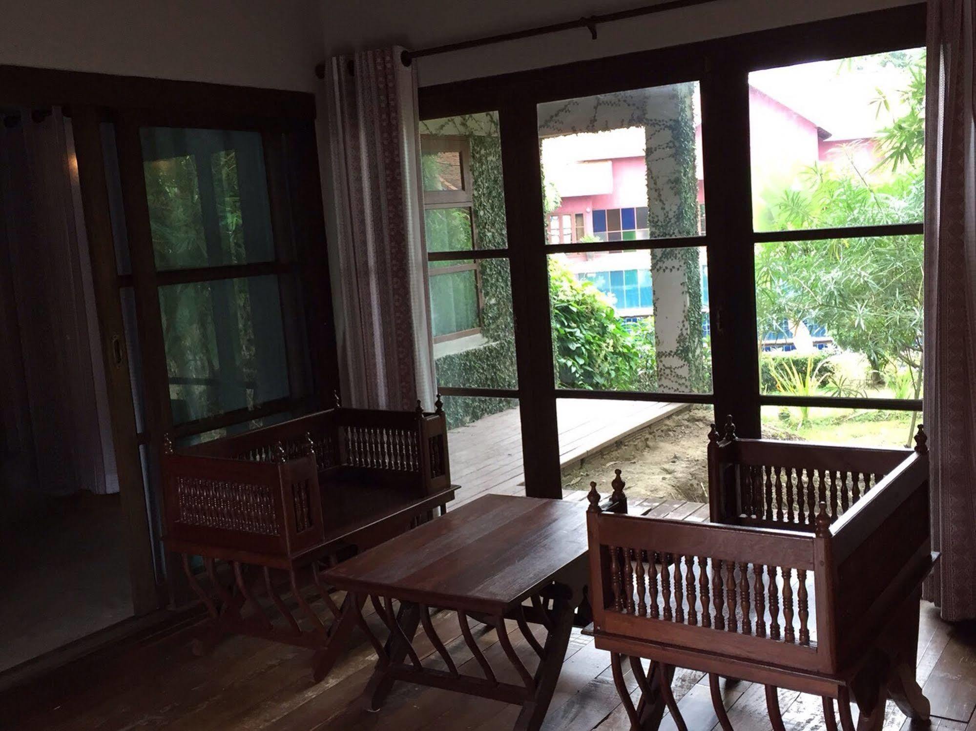 Chiangmai Royal Creek Hotel Ханг-Донг Экстерьер фото